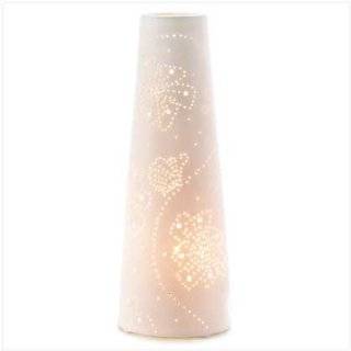  9 OCT CRYSTAL CANDLE LAMP W CREAM SHADE