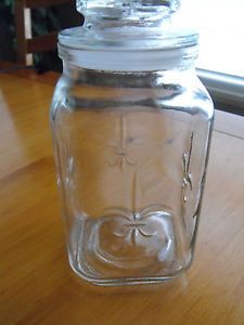 Vtg Fleur de Lis Anchor Hocking Glass Apothecary Jar
