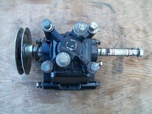 Bevel Gear Box from Simplicity 7114 Sovereign Lawn and Garden Tractor