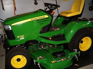 John Deere X728 Lawn and Garden Tractor with 710P Utility Cart