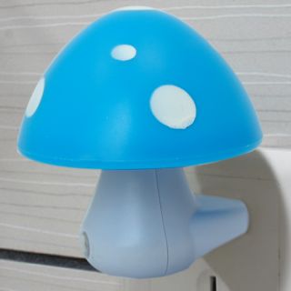 Blue Mushroom Light Sensor Automatic Energy Saving Night Light Lamp US Plug
