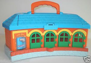 Thomas The Tank Friends Tidmouth Sheds Roundhouse Turntable Take Along N Play