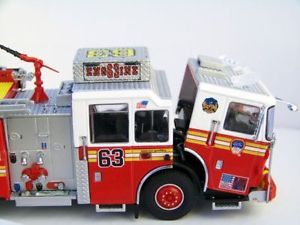 Code 3 1/32 FDNY Engine Co. 273 Mets™ Seagrave Pumper - DP #5 (12985)