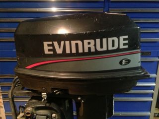 1997 Evinrude 30 HP 2 Stroke Outboard Motor Boat Engine 40 60 20 Long Shaft