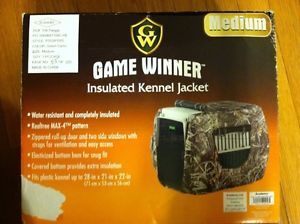 Game Winner Insulated Kennel Jacket Medium 28 x 21 x 22 in New Dog Carrier