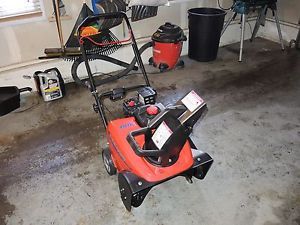 2012 Simplicity SS822E Single Stage Snow Blower 4 Cycle Briggs Engine