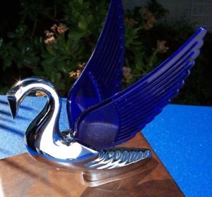 Swan w Blue Wings Chrome Hood Ornament w Free Internal Light New Beautiful