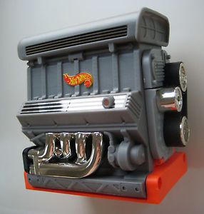 Vintage Hot Wheels Engine Carry Case Sto N' Go 24 Car Case Excellent 1999