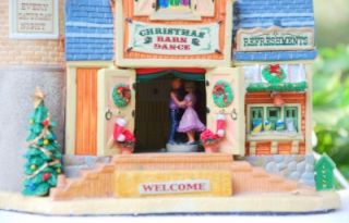 Lemax Village Christmas 2009 Animated Lighted "Christmas Barn Dance" 95894