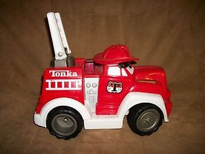 Tonka Chuck My Talkin' Firetruck Talking Fire Truck Toy Hasbro 2000