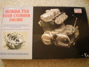 Minicraft Honda Motorcycle 750 4 Cylinder Engine Motorized 1 3 Scale Kit
