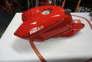 Ducati Fuel Gas Petrol Tank Red 848 1098 1198 58611601BA 58611602AA
