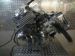 01 Honda VF750 VF750C VF 750 C Magna Engine Motor w Covers Electrics