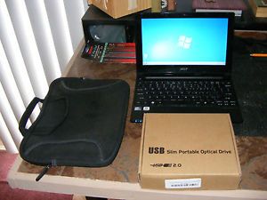 Acer Aspire One D255E 10 1" Black Netbook with Soft Case and DVD CD Drive