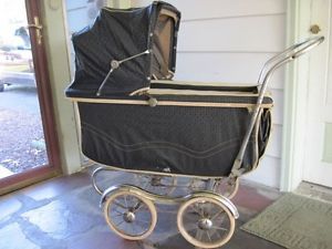 Antique Vtg Old Baby Carriage Stroll O Chair Buggy Stroller Black USA Halloween