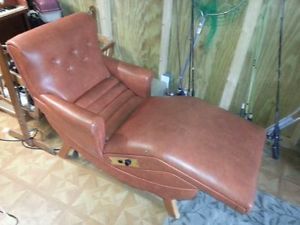 1970's Electric Sliding Reclining and Vibrator Contour Chair Lounge