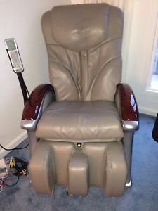 King Kong 5560 Deluxe Acupuncture Point Air Massage Chair Galaxy D3000
