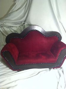 Gothic Vintage Style Couch for Baby Dolls Furniture