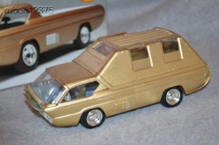 AMT Ertl Dodge Deora Show Car w camper Custom Model Car Kit 1 25 Scale Built