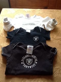 Small Oakland Raiders Lot Baby Boys Clothes 6 9 Months and 24 mths 3 Pieces