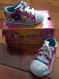 Twinkle Toes Skechers Size 5 Light Up Groovy Baby Girls Shoes Peace Sign Flowers