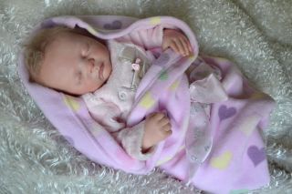 Gorgeous Reborn Baby Girl Doll Was Tanya by Gudrun Legler Limited Edition 750