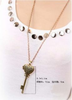 Vintage Retro Cute Heart Shape Key Locket Pendant Necklace Chain Couples Gifts