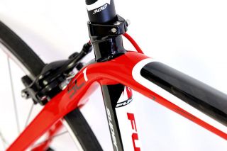New Fuji SL1 Comp Le Full Carbon Road Bike Shimano 105 Sz 44 47 50 53 55