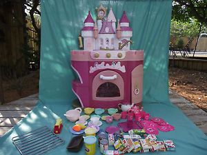 Disney Princess Royal Talking Princess Kitchen Toy 38" x 27" x 12"