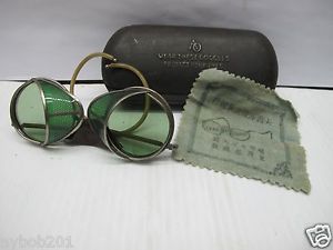 Vintage American Optical Safety Welding Glasses Green Lenses w Case Steampunk