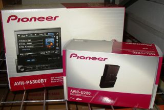 Pioneer AVH P6300BT 7" Monitor in Dash Car DVD w AVIC U220 Navigation GPS B