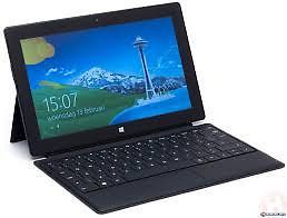 32GB Microsoft Surface RT Tablet Bundle with Black Touch Cover