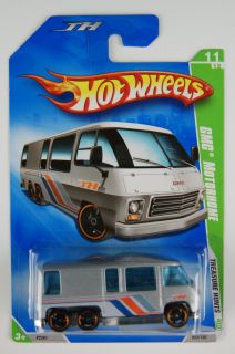 T 2013 Hot Wheels Treasure Hunts 053 GMC Motorhome