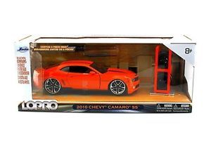 Jada LoPro 2010 Chevy Camaro SS 1 24 Orange with 2 Sets of Wheels Diecast