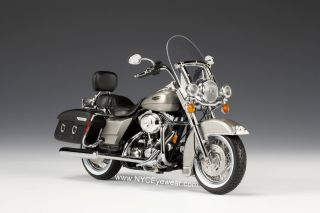 Harley Davidson® FLHRC Road King® Classic Diecast 81025