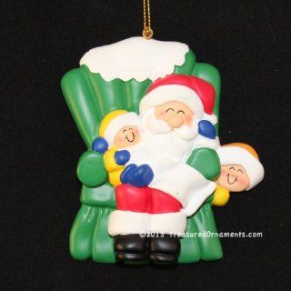 Ornament Central OC 157 2 Santa and 2 Kids Figurine   Collectible Figurines