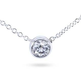  Pendant with a 14k white gold 16 chain (HI/I1) Diamond Me Jewelry