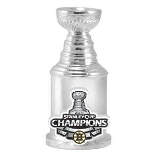  NHL Boston Bruins 2011 Stanley Cup Mini Trophy